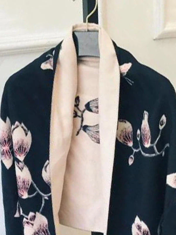 Luxe Flower Crown Wool Scarf - Image 4