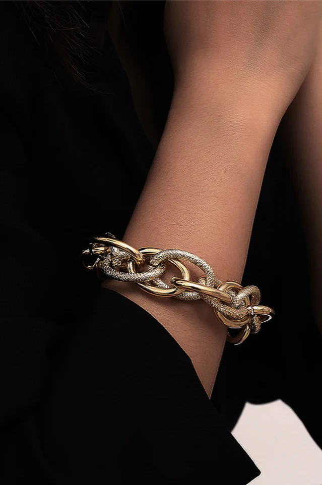 Metal Chunky Chain Bracelet - Image 2