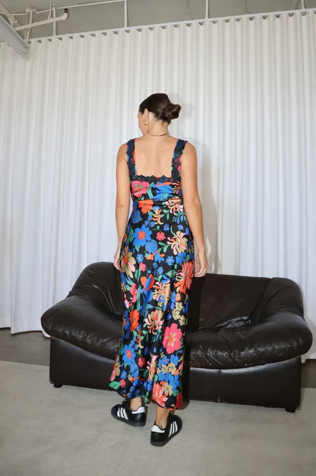Miara Floral Sleeveless Maxi Dress - Image 9