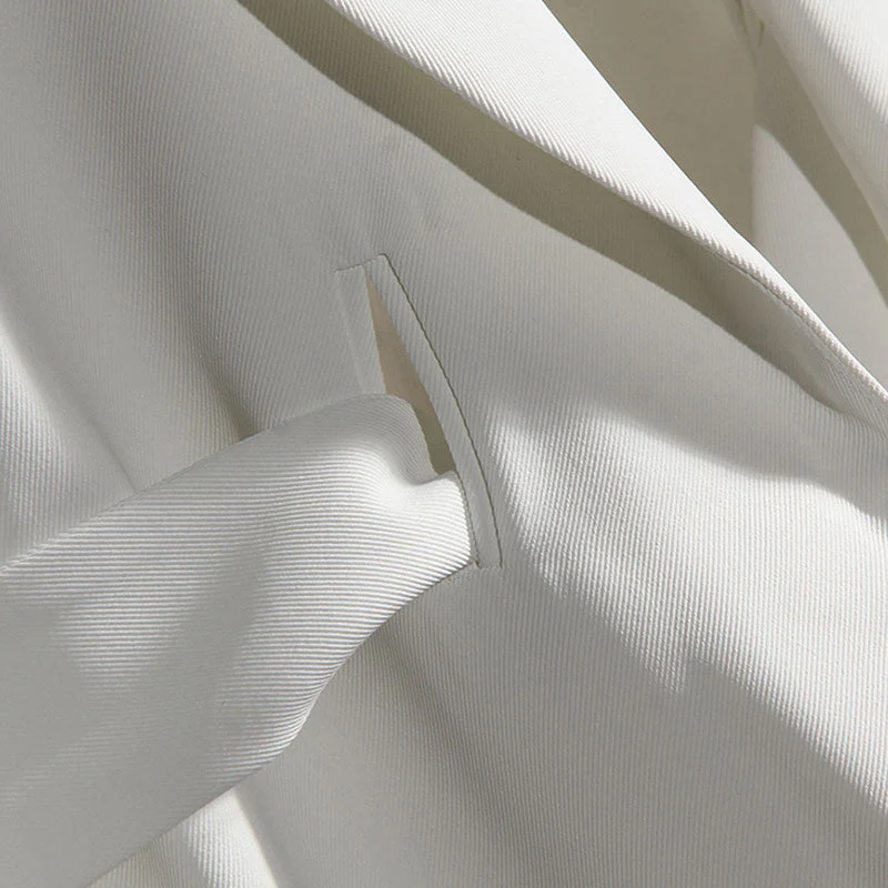 Minimalist Solid Color Shawl Collar Shoulder Pad Long Sleeve Belted Blazer - Image 4