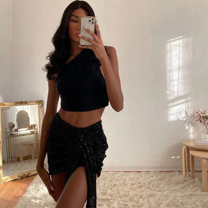 Modern Style Ruched Trim One Shoulder Cropped Tank Top - Black - Image 3