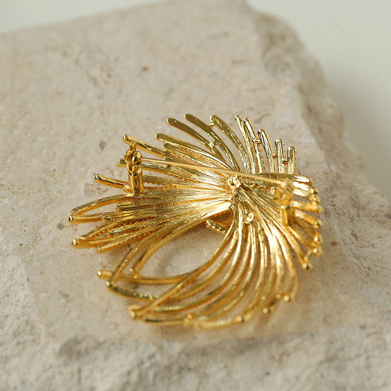 AGE MAGIC 18K Gold Plated Glossy Textured Fireworks Brooch - Image 4