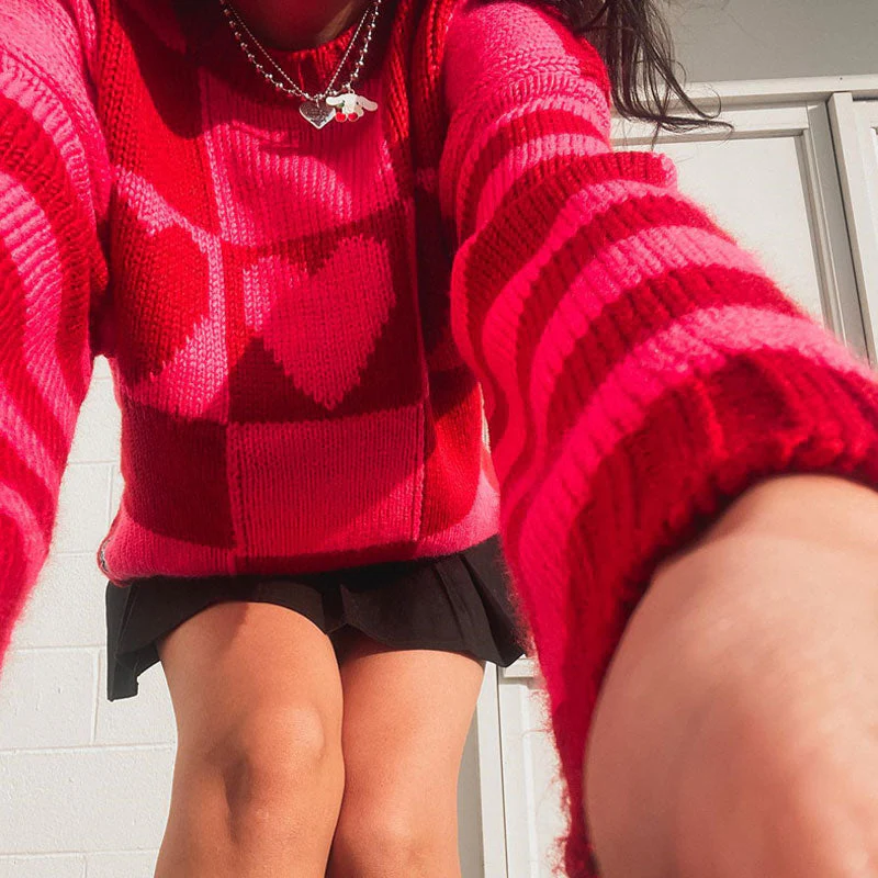 Oversized Heart Checkered Pattern Long Sleeve Rib Knit Sweater - Red - Image 2