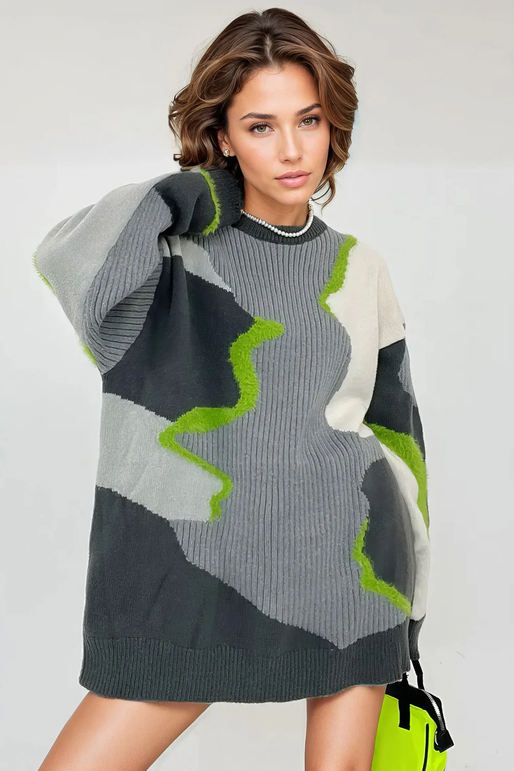 Oversized Knitted Sweater - Green - Image 2