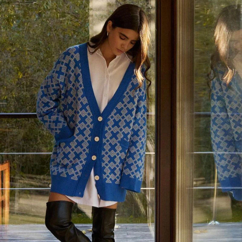Oversized Plaid Print V Neck Button Up Long Sleeve Ribbed Cardigan - Blue - Image 2