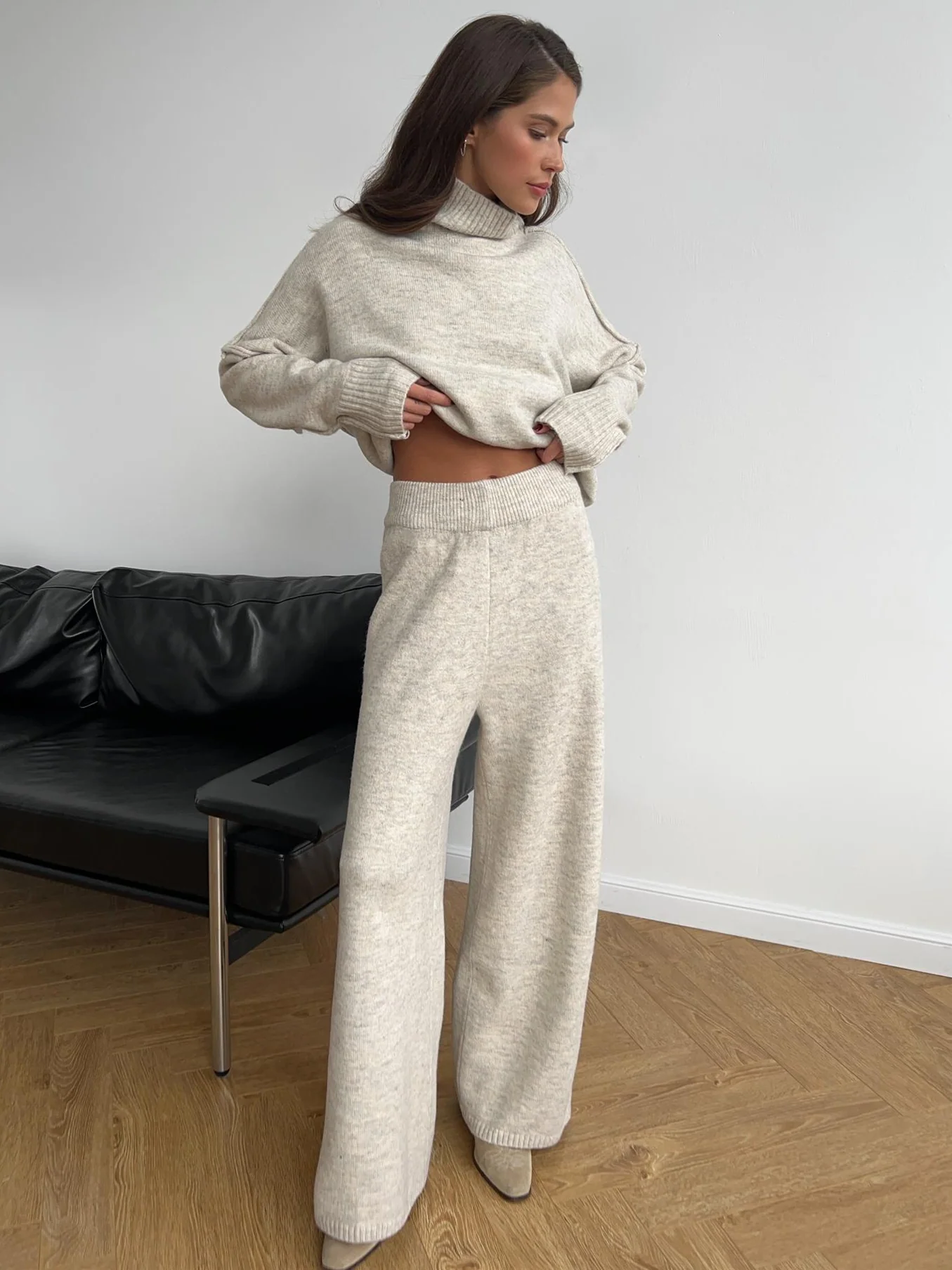 Plain Turtleneck Knit Pants Set - Image 5