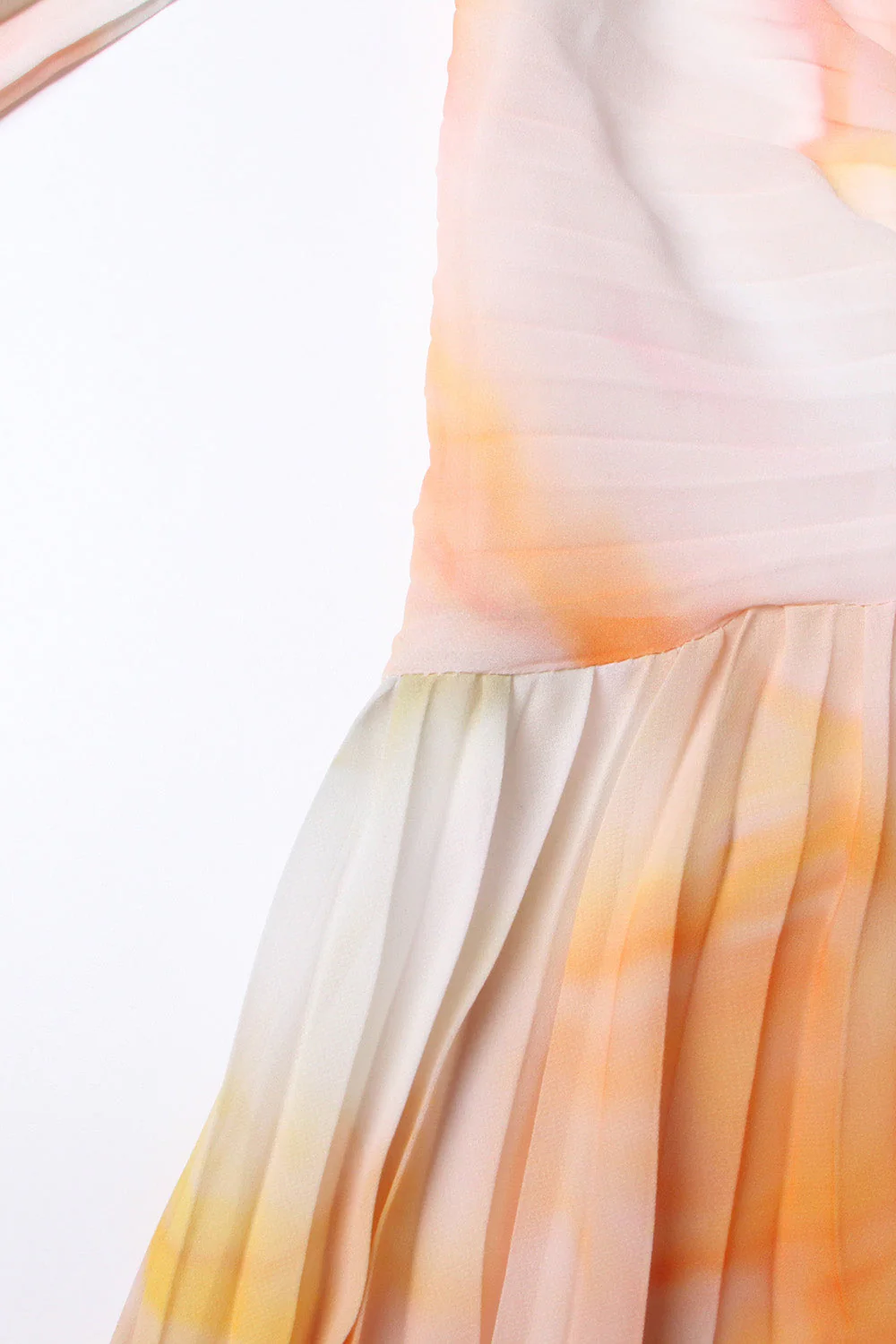 Pleated Midi Dress with V Neckline - Colorful - Image 3