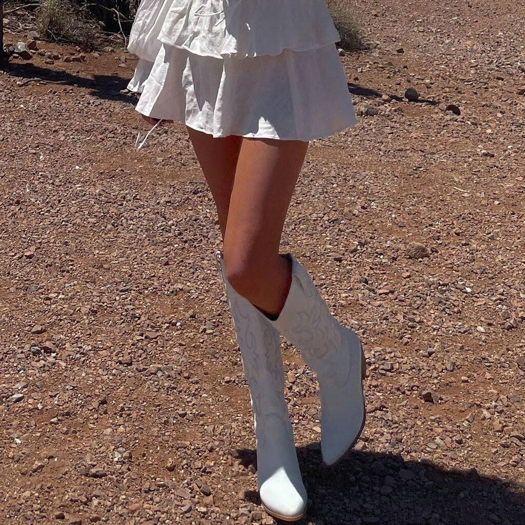 Retro Embroidered Faux Leather Knee High Block Heel Cowboy Boots - White - Image 3