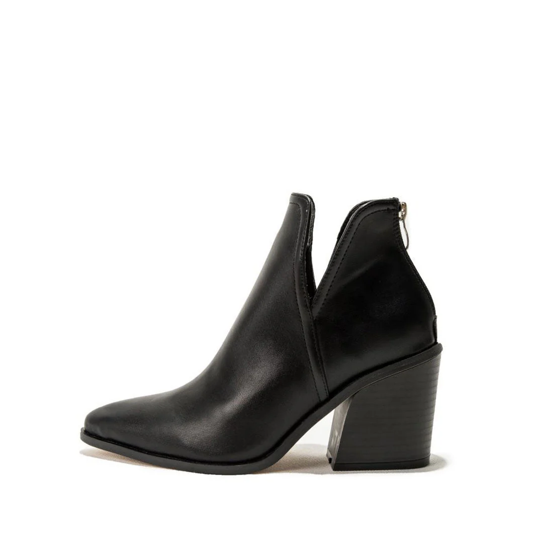 Retro Faux Leather Pointed Toe Notch Chunky Heel Ankle Boots - Black - Image 4