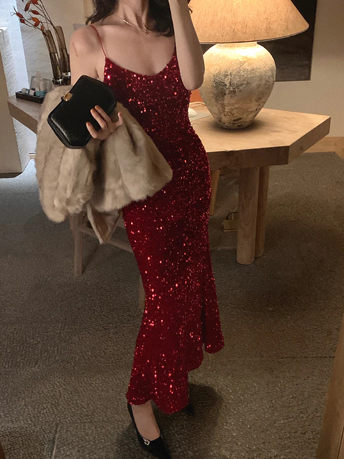 Retro Sequin Halter Long Dress - Image 3