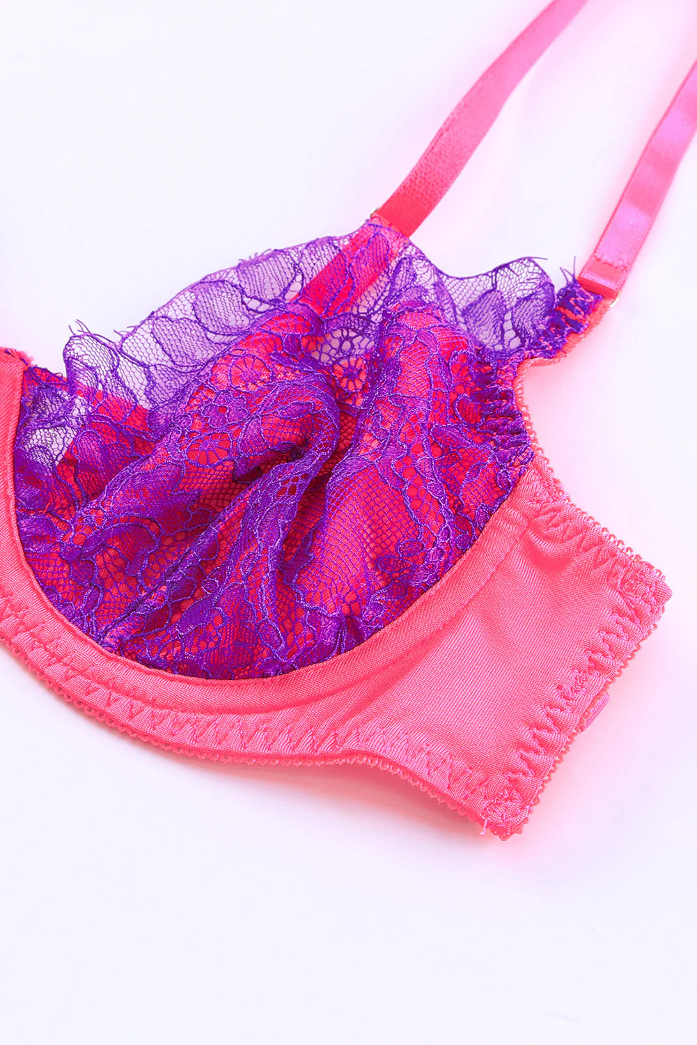 Rose 3Pcs Color Block Lace Contrast Lingerie Set With Garter Belt - Image 5