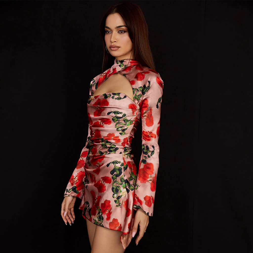Rose CutOut High Neck Bell Sleeve Pleated Printed Mini Dress - Red - Image 2