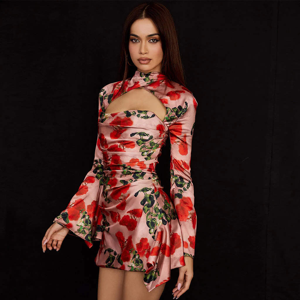 Rose CutOut High Neck Bell Sleeve Pleated Printed Mini Dress - Red - Image 3