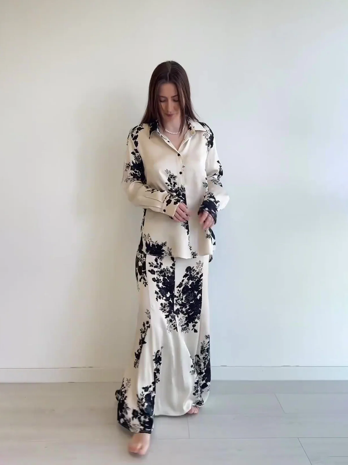 Satin print skirt set - Image 3