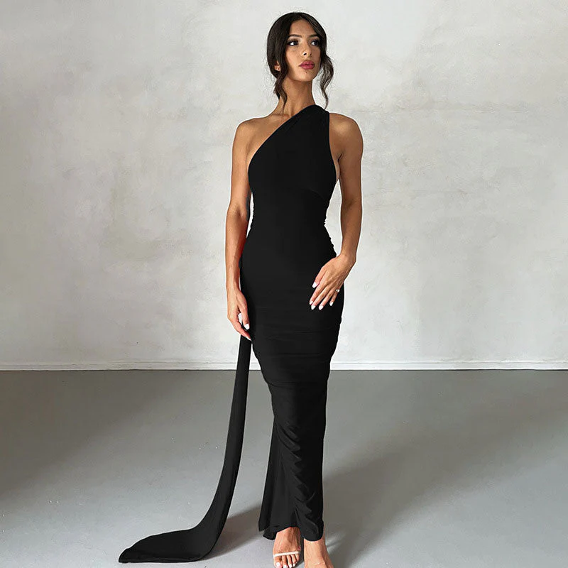 Solid Color One Shoulder Ruched Backless Evening Maxi Dress - Black - Image 2