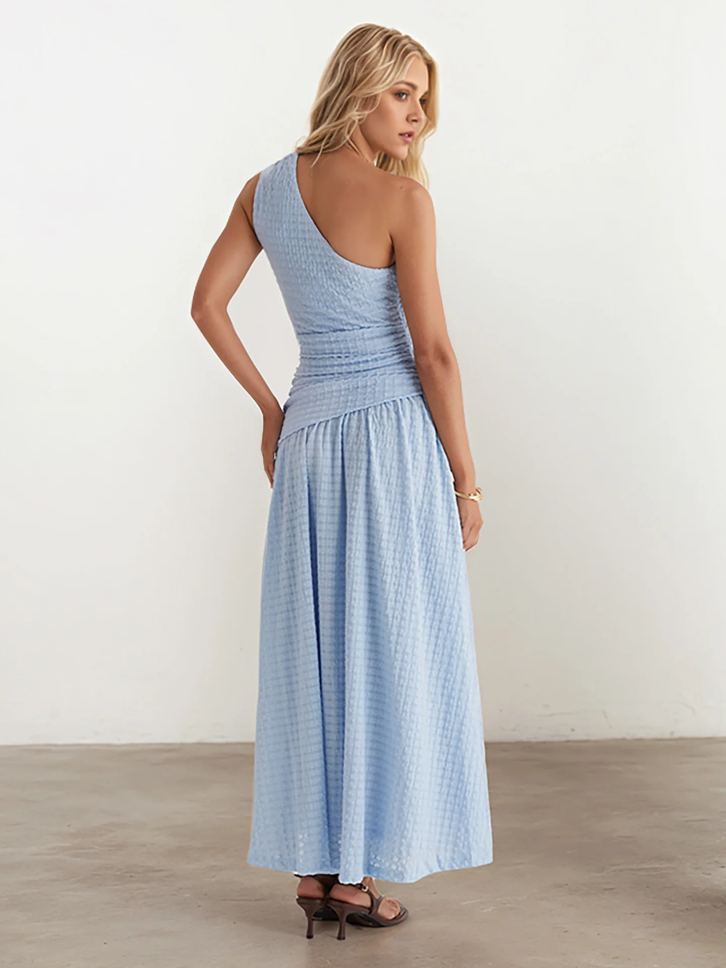 Sleeveless Slim Midi Dress - Image 4