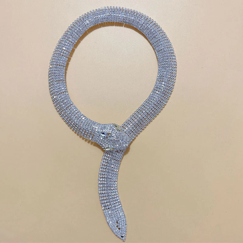 Sparkly Plated Crystal Embellished Snake Shape NeckLace - Silver - Image 2