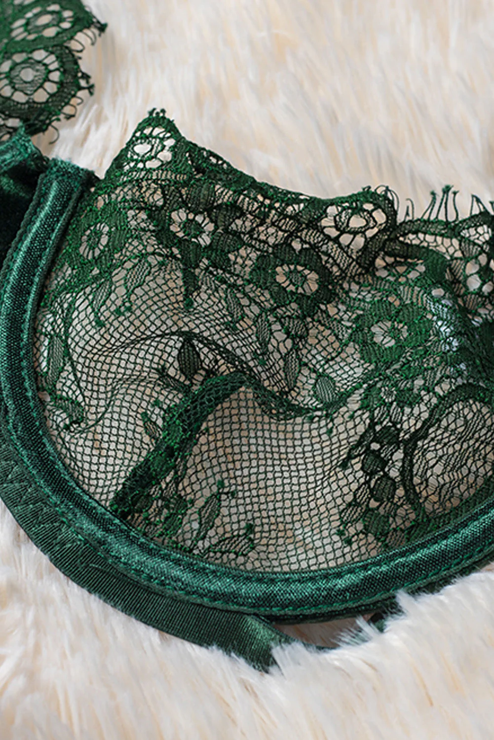 Strappy Velvet Patchwork Lace Bra And Panty Set - Image 9