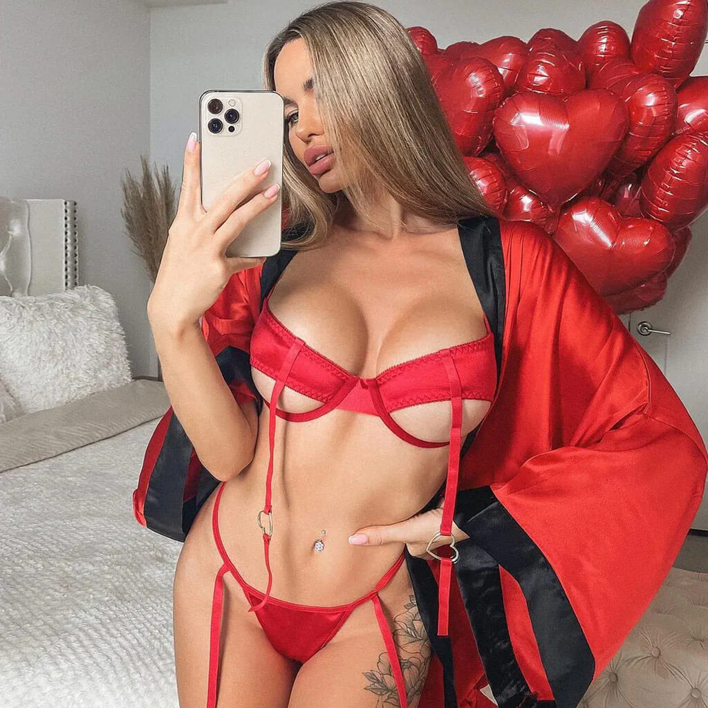 Sultry Heart Garter Thong Cutout Underwire Satin Bra Set - Red - Image 2