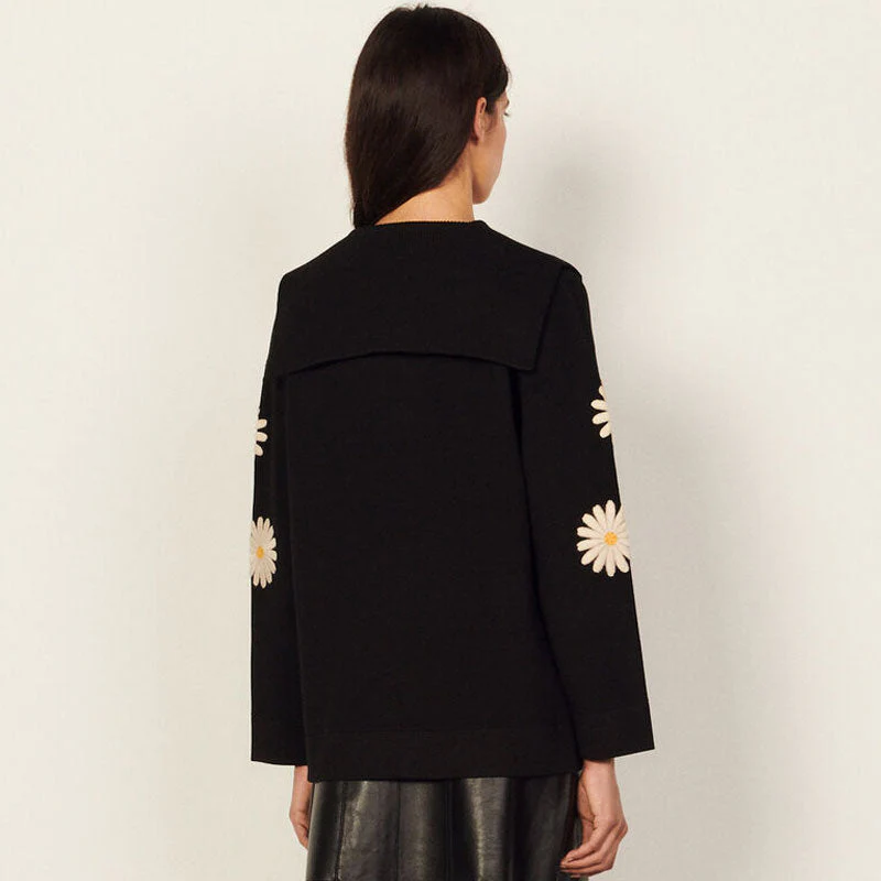 Sweet Daisy Embroidered Oversized Collar Pullover Sweater - Black - Image 4