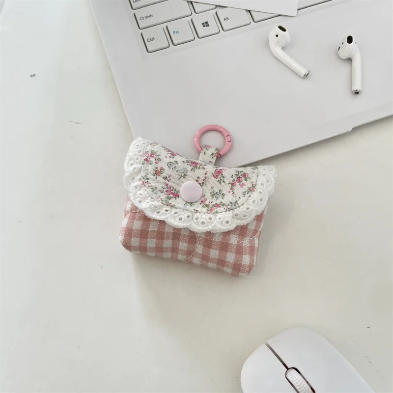 Sweet Simplicity Coin Bag - Image 6