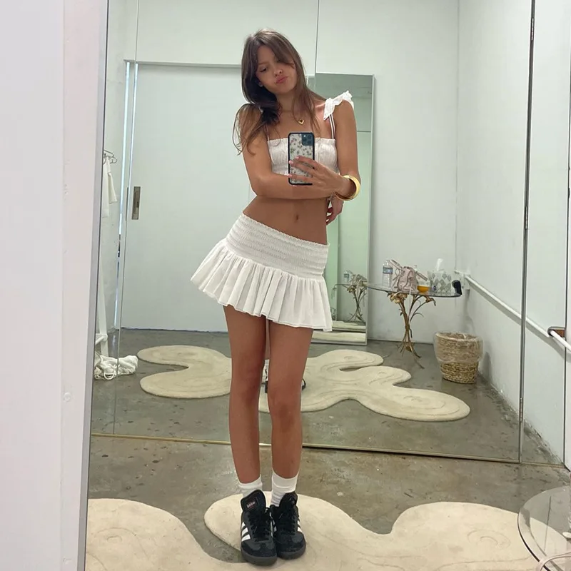WHITE PLEATED TOP and Mini Skirt SET - Image 6