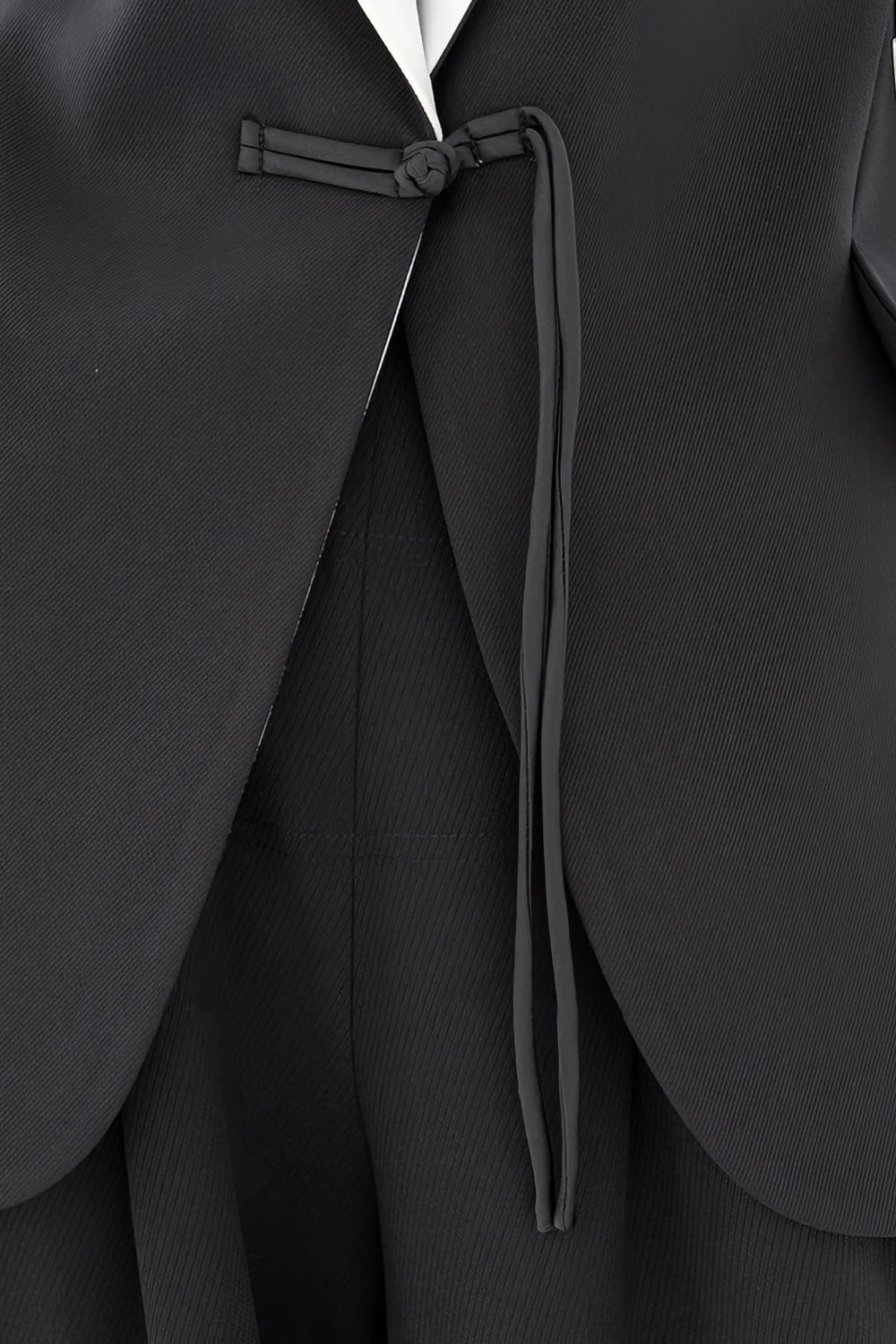 Tailored Blazer with Contrast Collar - Black - Image 3