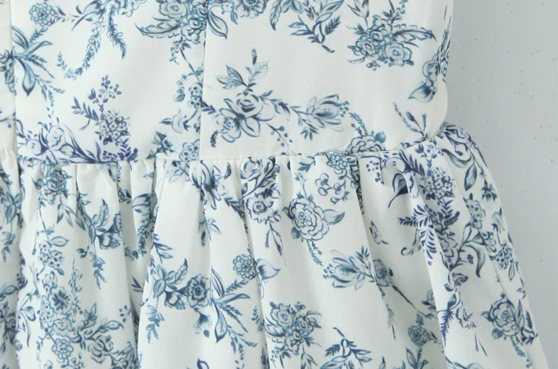 That First Kiss Dress - Image 9