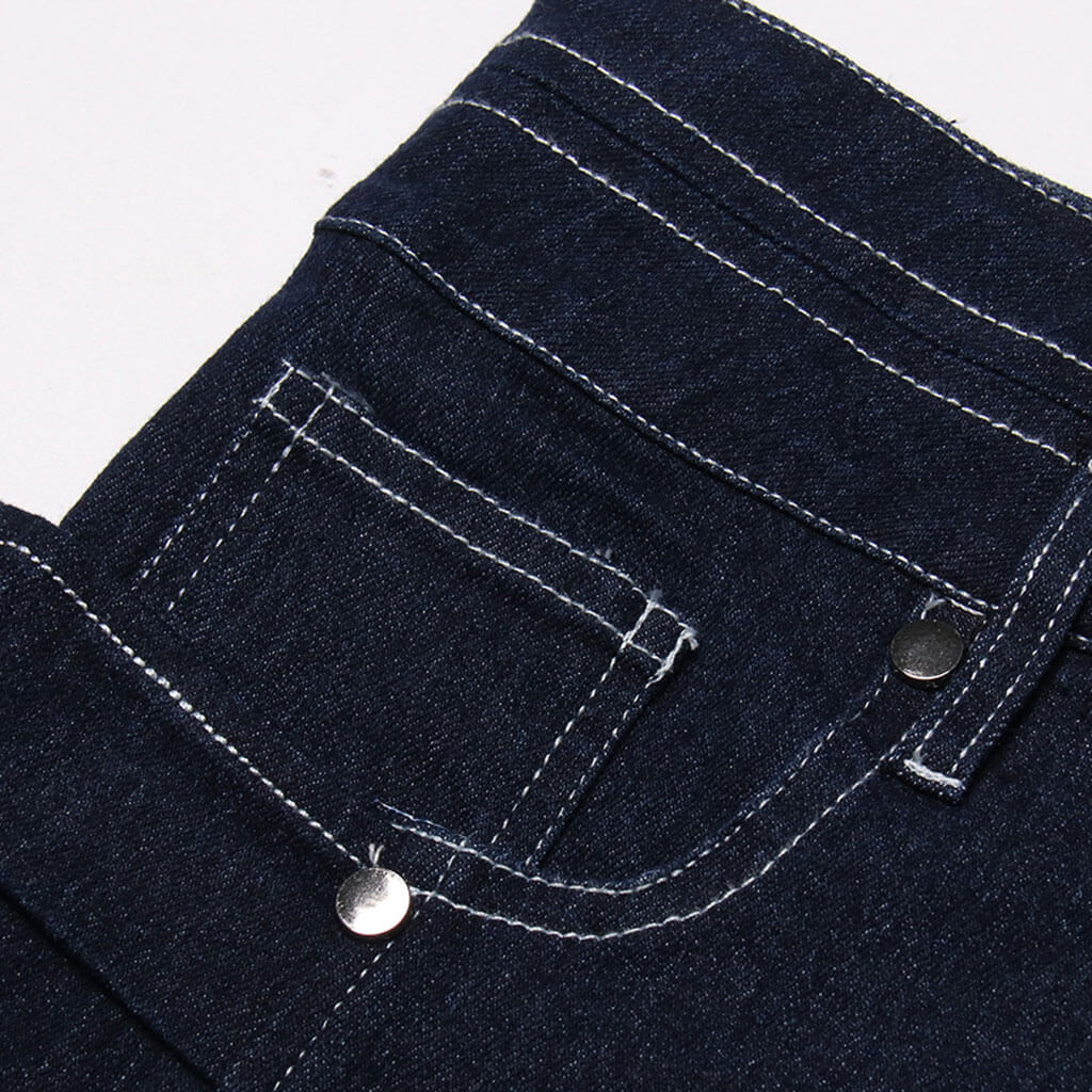 Trendy Contrast Ruffle Trim High Waist Relaxed Indigo Denim Shorts - Image 3