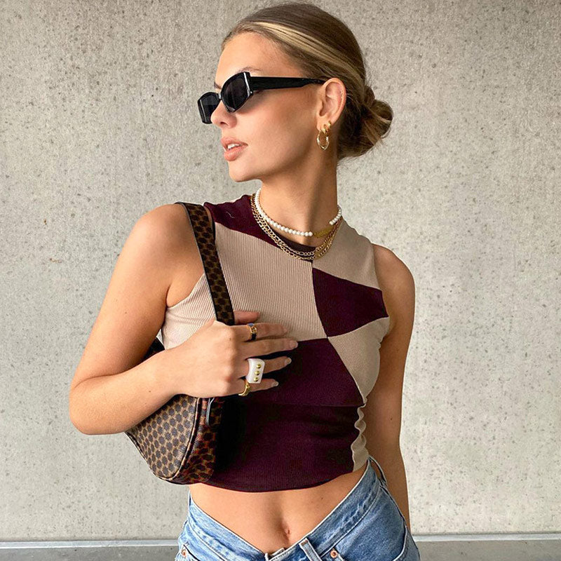 Trendy Geometric Print Crew Neck Rib Crop Tank Top - Fuchsia - Image 2