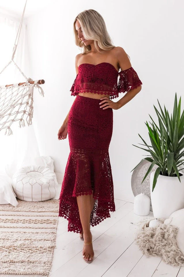 Two Piece Fishtail Lace Dress - Image 8
