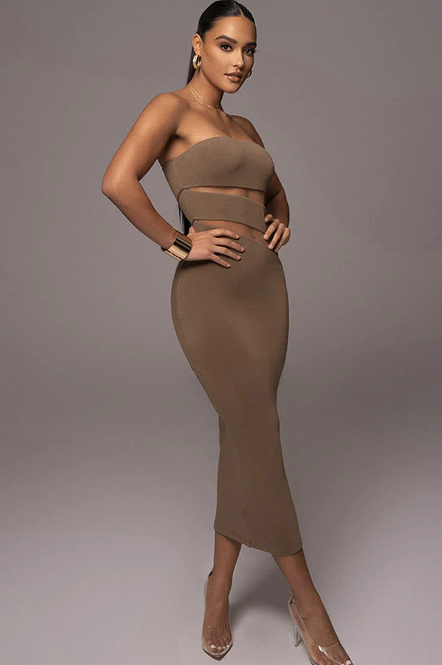 Unpredictable Midi Dress - Image 7