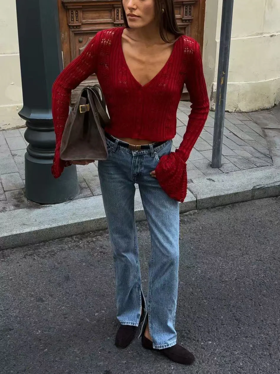V-neck solid color short knit top - Image 6