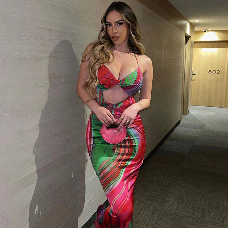 Vacation Ready Abstract Print Fishtail Twist Trim Cut Out Halter Maxi Dress - Red - Image 2