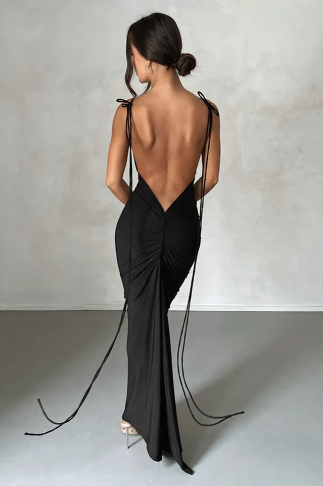 Veronica Backless Maxi Dress - Image 3