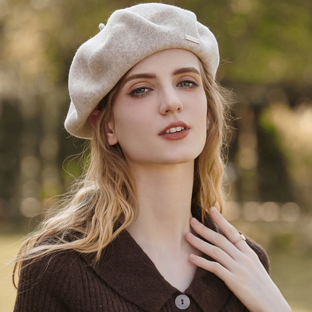 Versatile Metallic Accent Solid Color Wool Blend Classic Beret - Image 2