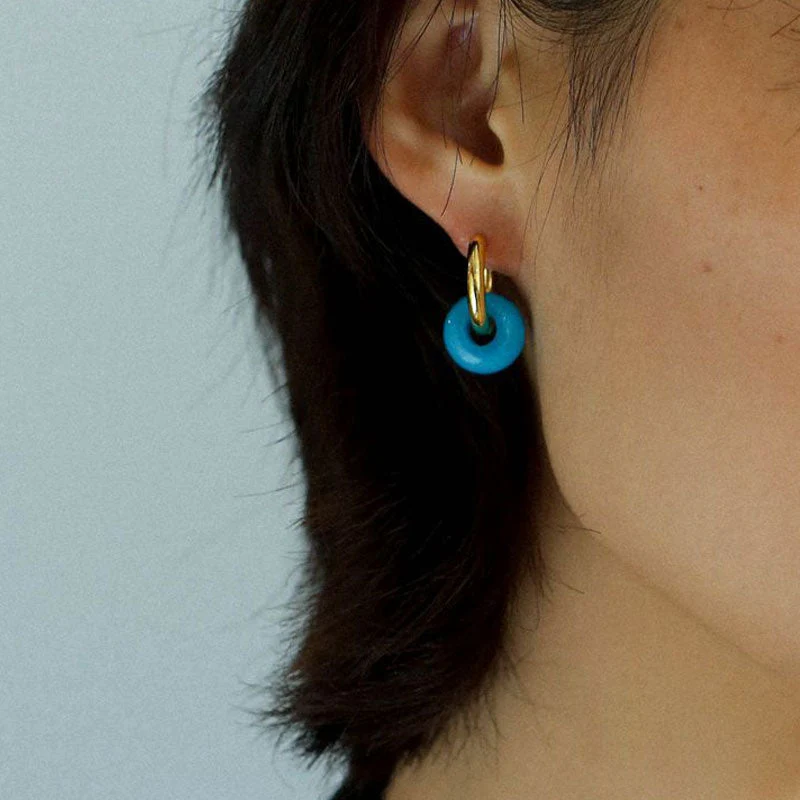 Versatile Two Tone 18K Gold Plated Hinge Double Ring Hoop Earrings - Image 5