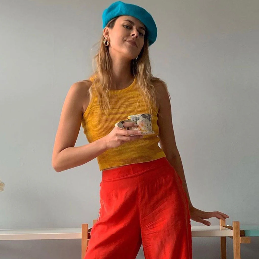 Vibrant Gradient Sunset Crew Neck Rib Knit Crop Tank Top - Yellow - Image 2