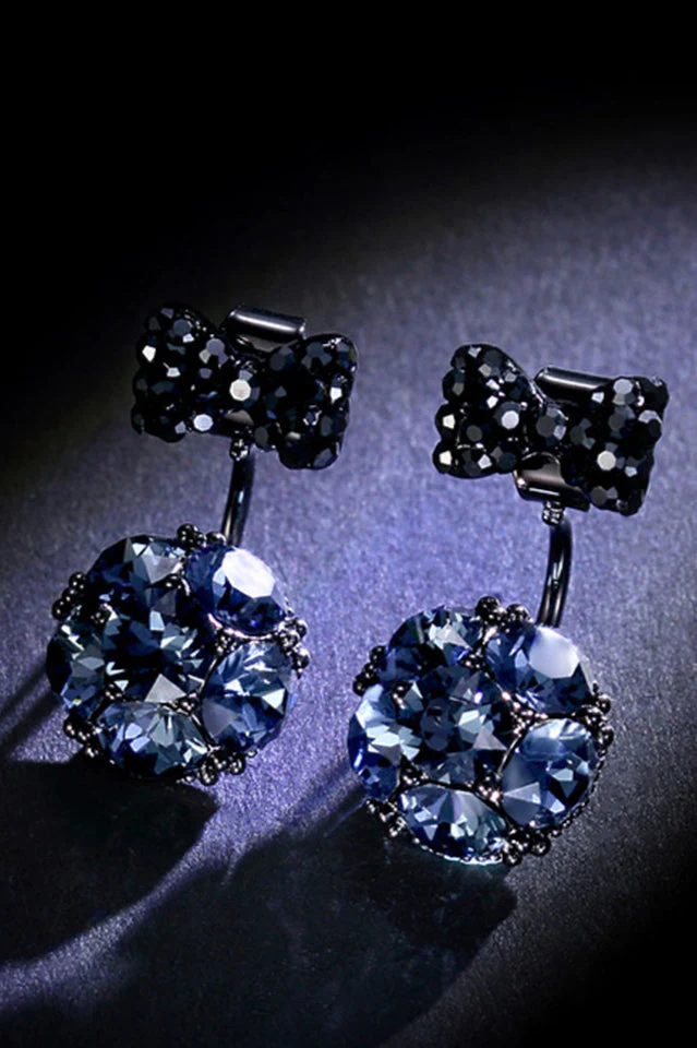 Vintage Bow Stud Earrings - Image 5