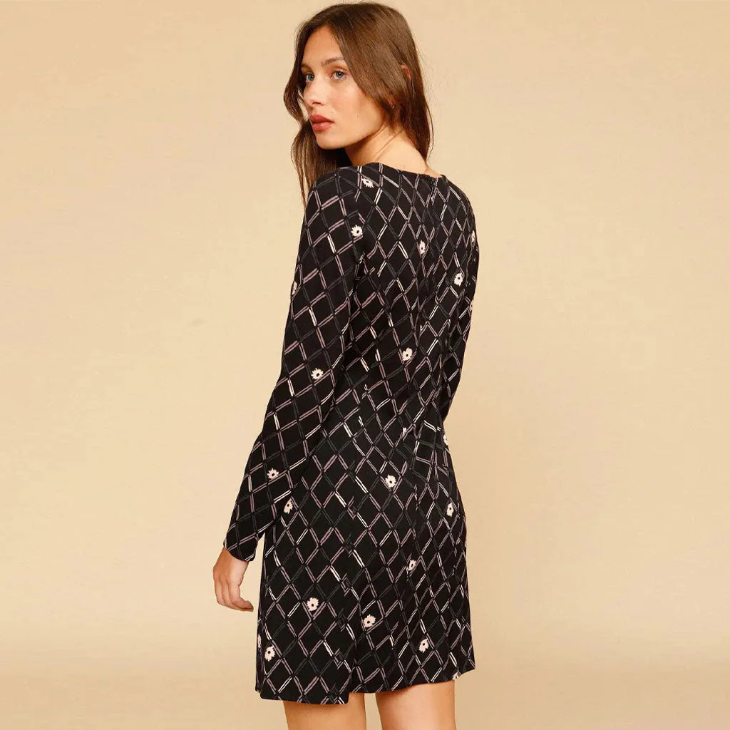 Vintage Geometric Printed Long Sleeve Scoop Neck Mini Dress - Black - Image 4