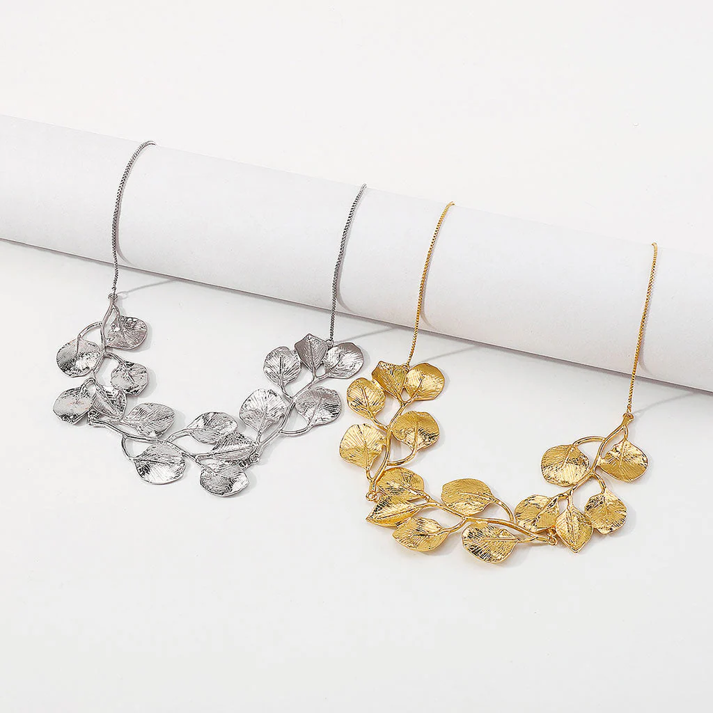 Vintage Polished Plated Exaggerated Leaf Shaped Box Chain NeckLace - Image 6