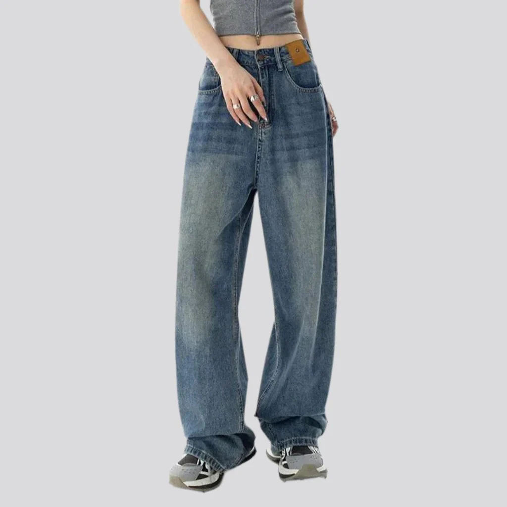 Whiskered baggy jeans for women - Image 3