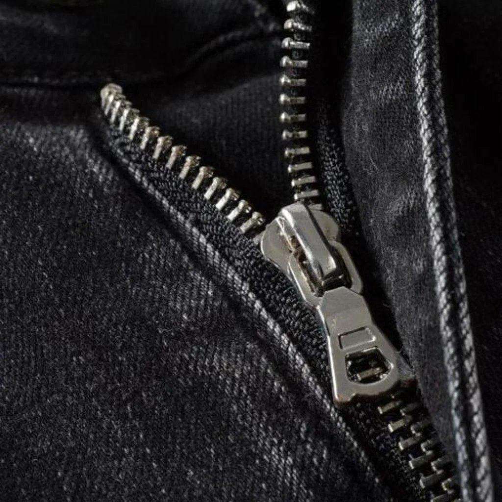 Whiskered distressed black men's jeans - Image 7