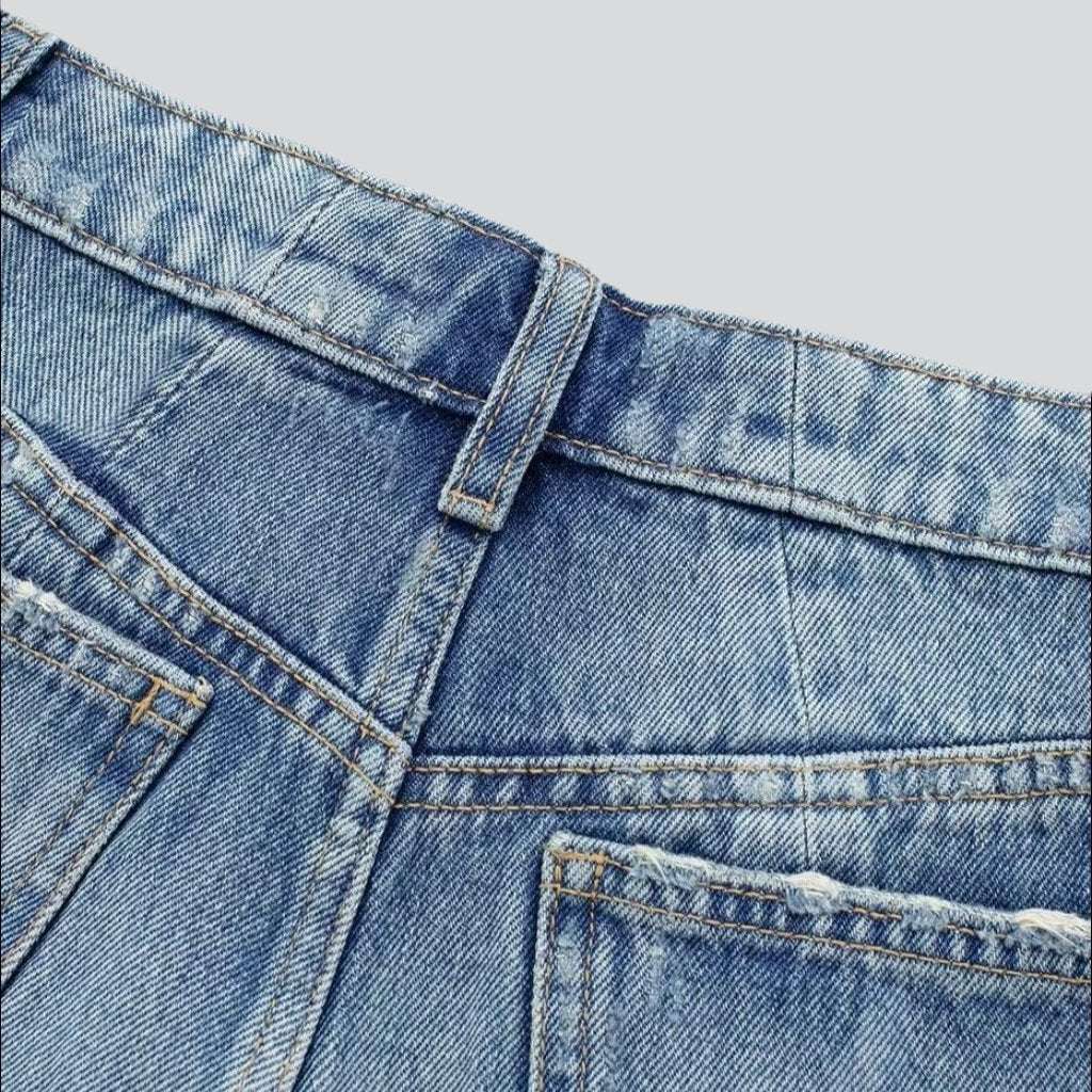Wide-leg distressed denim shorts - Image 4