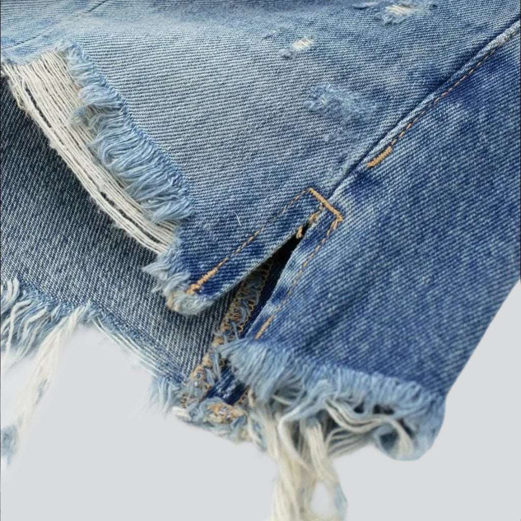 Wide-leg distressed denim shorts - Image 7