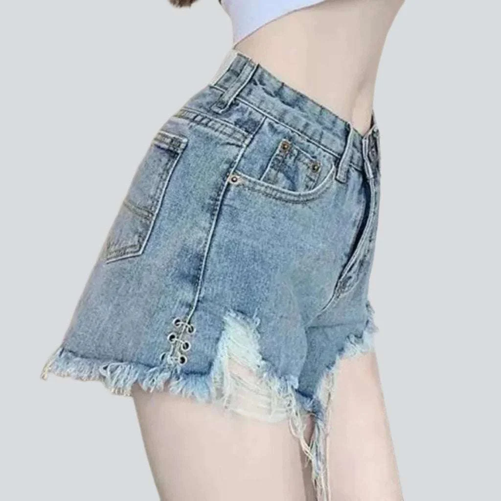 Wide women's distressed denim shorts - Image 5