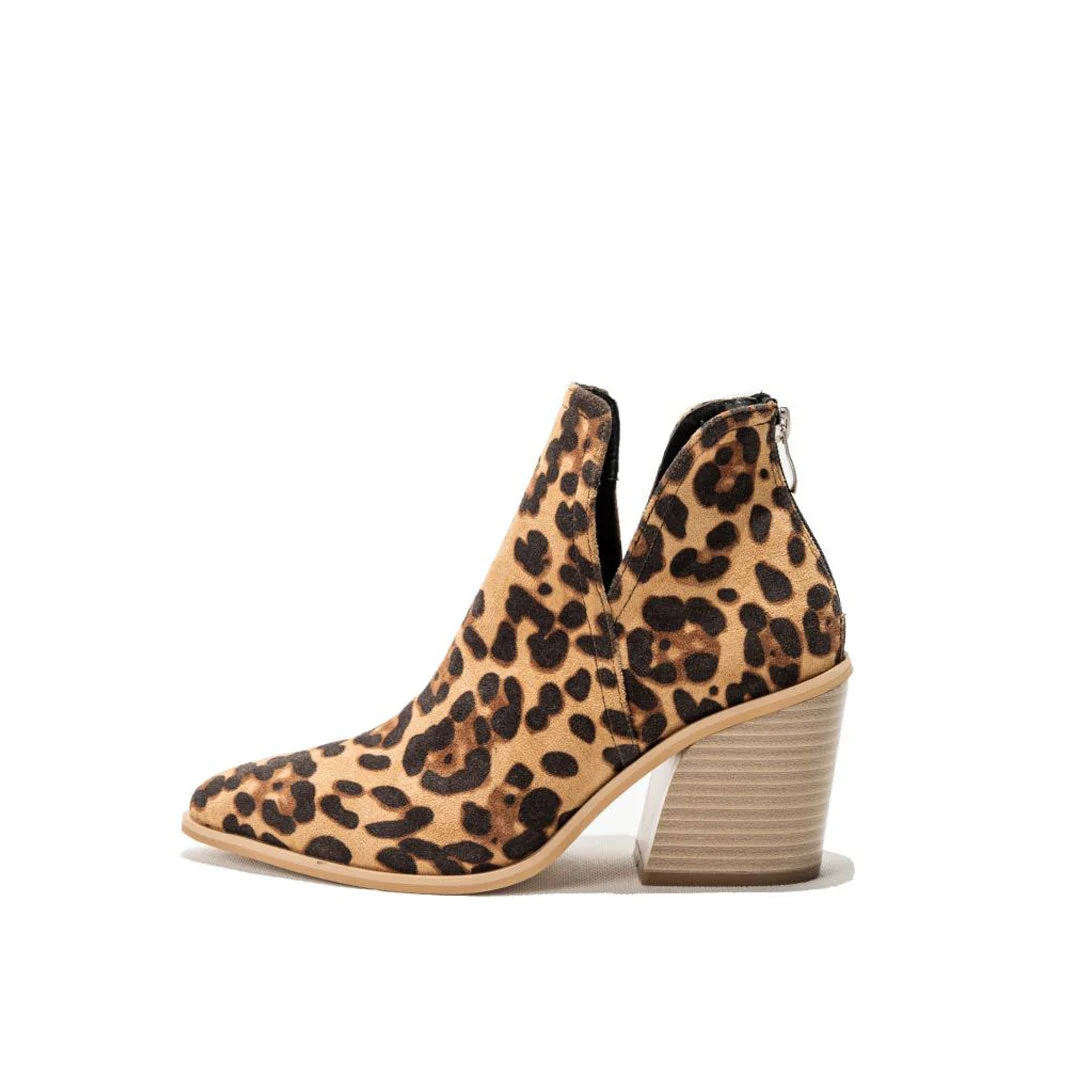 Wild Pointed Toe Notch Trim Chunky Heel Suede Ankle Boots - Leopard - Image 4