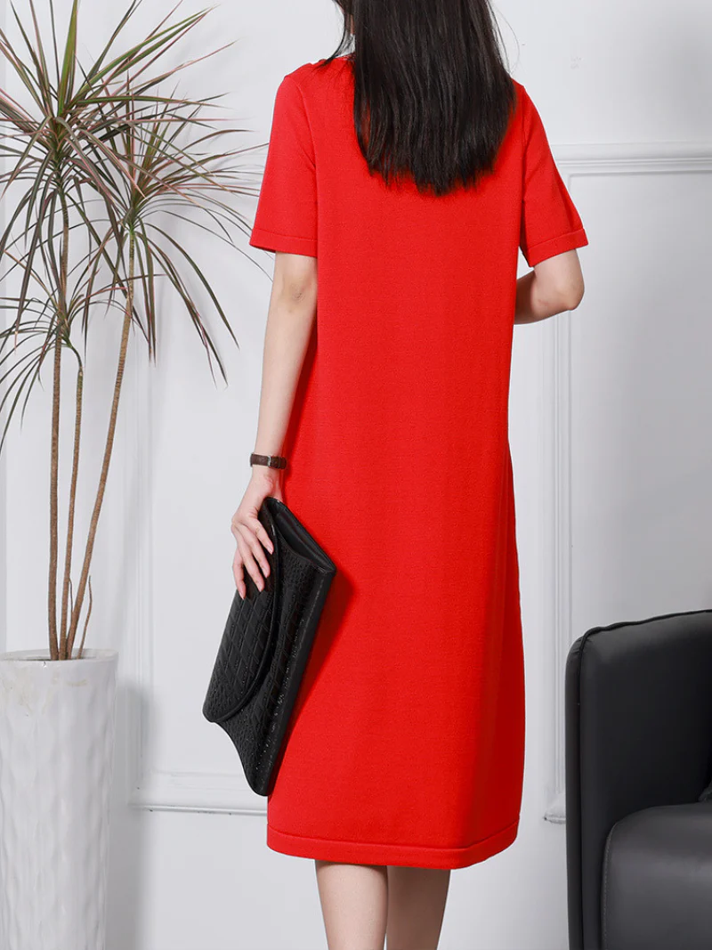 Short-sleeved V-neck Linen Knitted Midi-Dress - Image 5