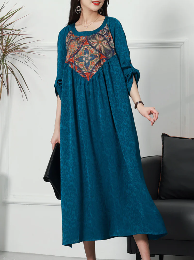 Attractive Long Sleeves Round Neck Embroidered Midi-Dress - Image 7