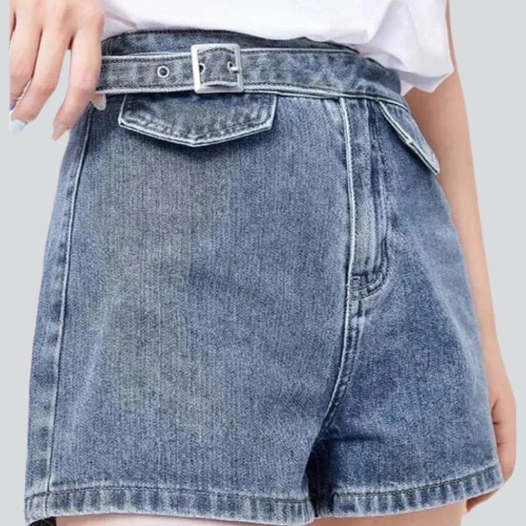 Women's shorts with denim belt - Image 11
